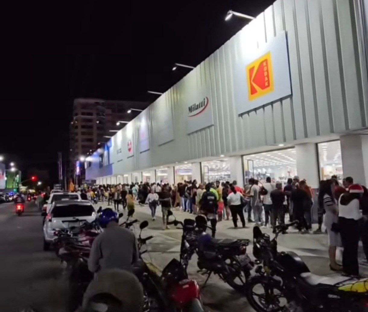 El «Black Friday» desata filas nocturnas en Maracaibo, Valencia y Lechería – Alertas 24